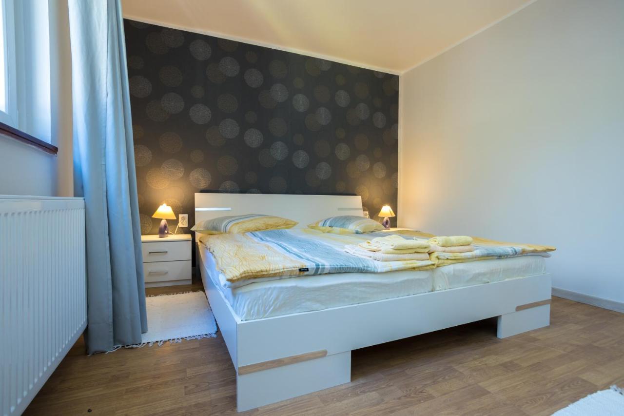 Apartamento Apartman Marija Njivice Exterior foto